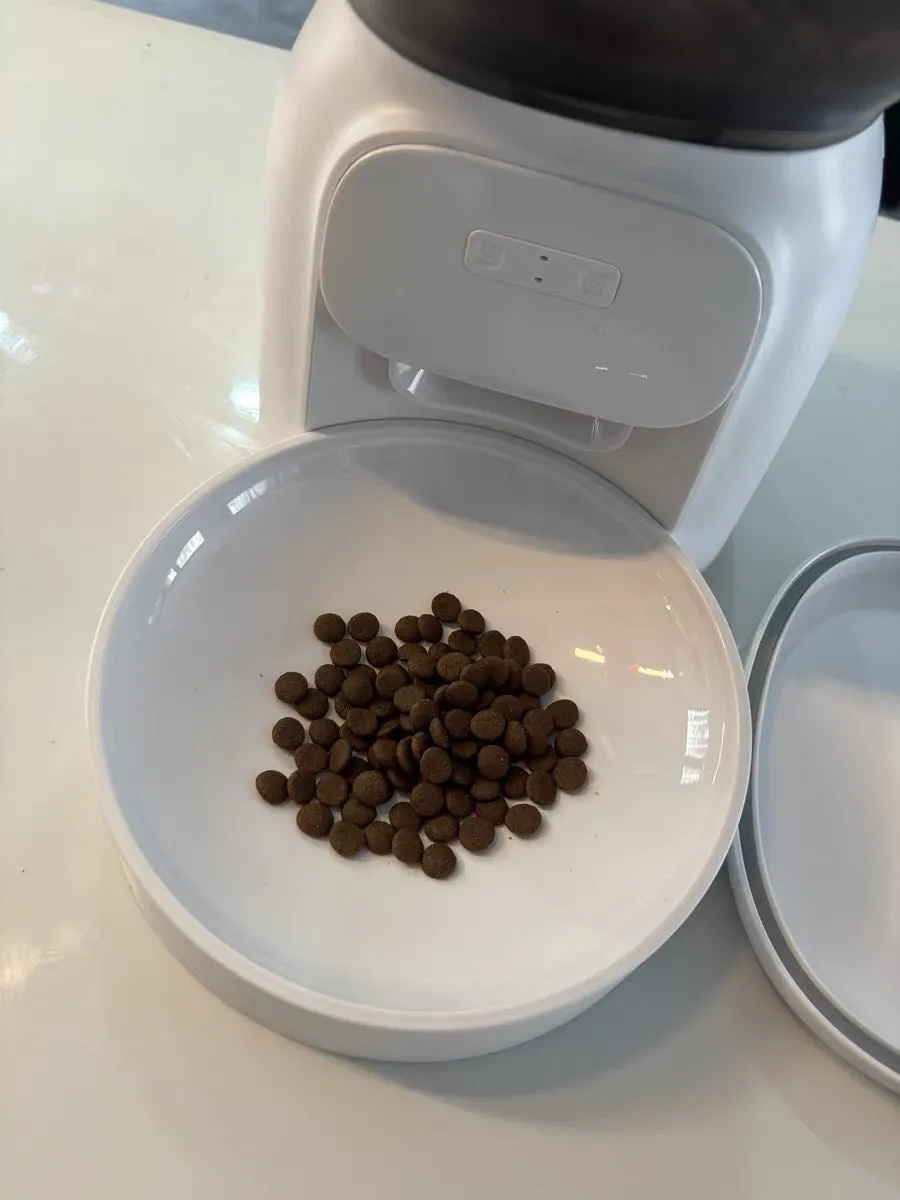 KOTKITO automatic pet feeders, dry food portion control, small and medium-sized pets